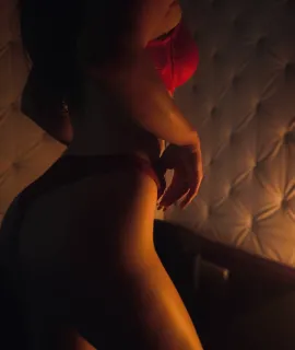 Анкета массажистки Кристина - Фото 1, район Советский, 21 год, №4270